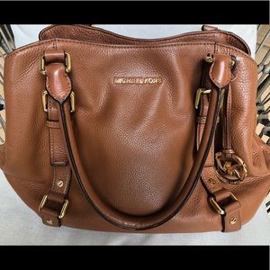 Michael kors leather bag